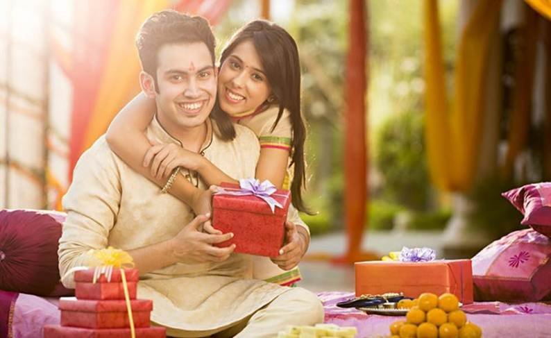 Make sure your siblings are fit and healthy on this Raksha Bandhan